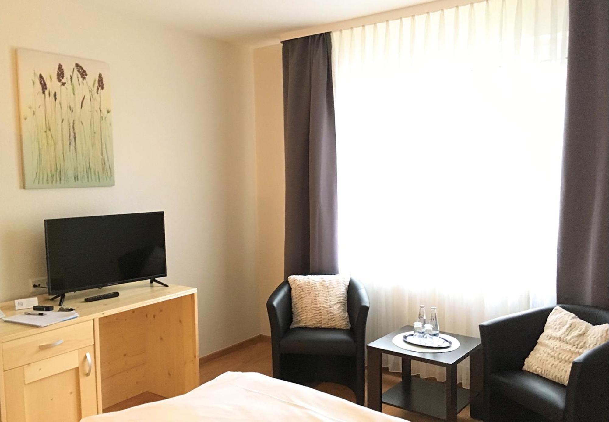 Regiohotel Germania Am Kurpark Бад-Гарцбург Номер фото